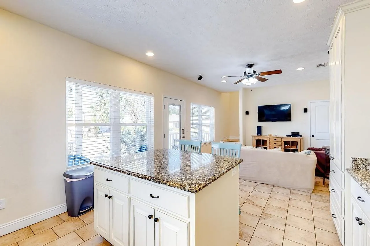 2 Palms A Villa Panama City Beach